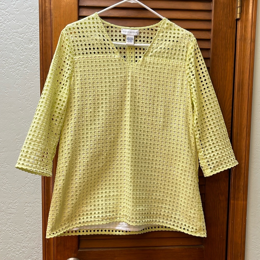 Doncaster mesh blouse size 14